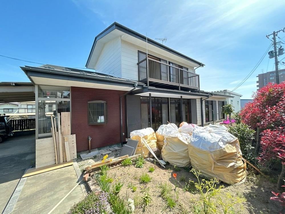5LDK house in Miyagino Ward, Sendai, Miyagi - Photo 1