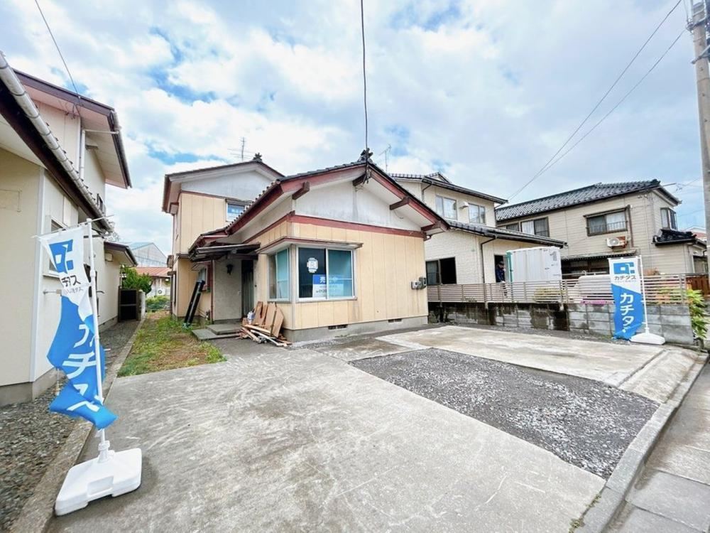 4LDK house in Sakata, Yamagata - Photo 1