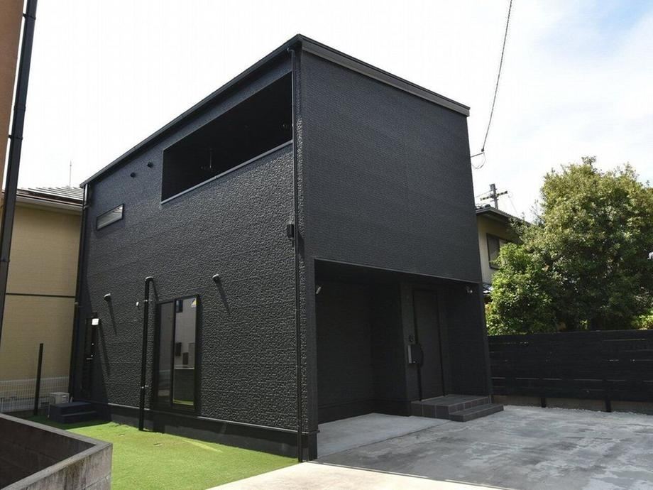 2LDK house in Matsuyama, Ehime - Photo 1