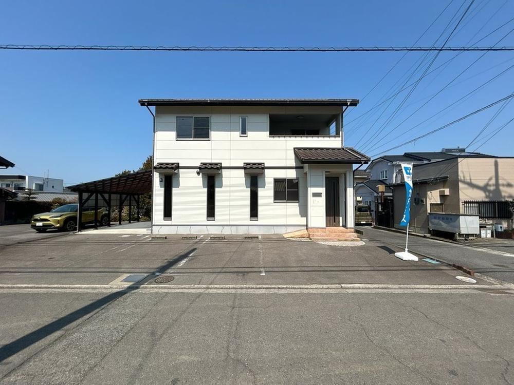 4LDK+S house in Niihama, Ehime - Photo 1
