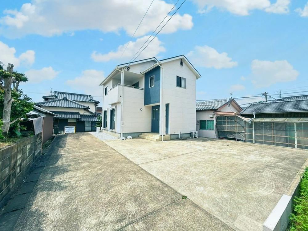 4LDK house in Omura, Nagasaki - Photo 1