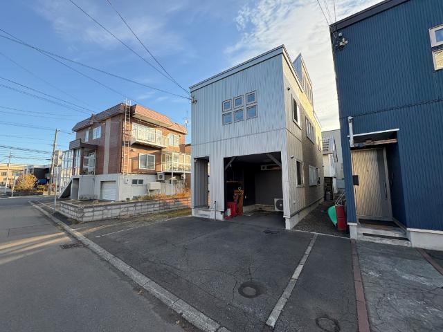 3LDK house in Higashi Ward, Sapporo, Hokkaido - Photo 1