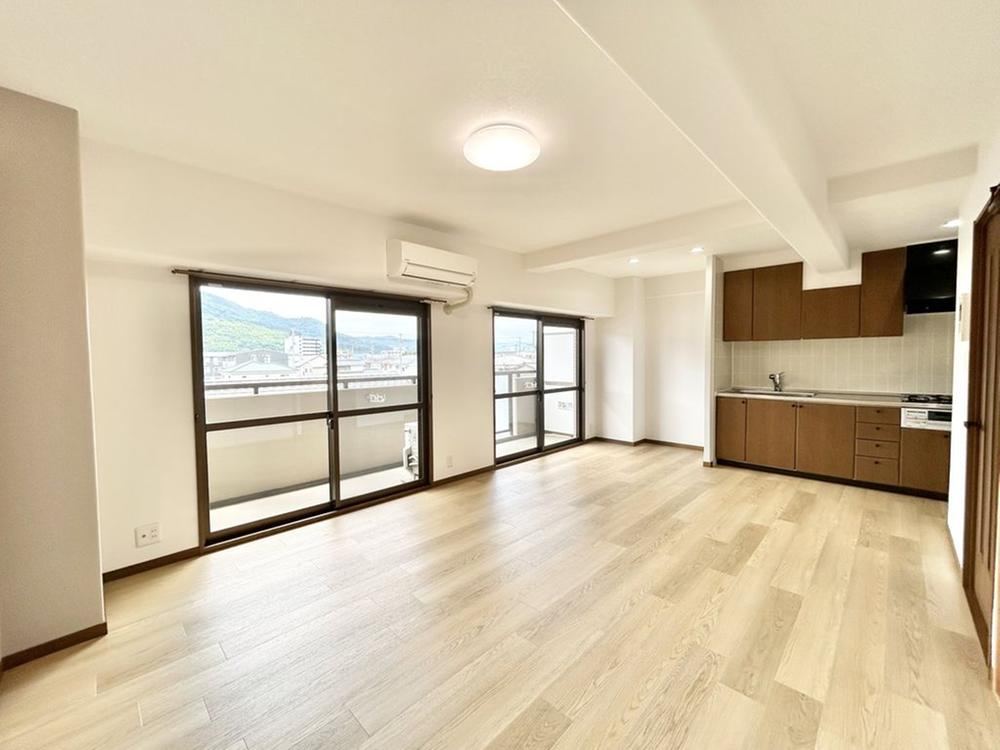 2LDK apartment in Tokushima, Tokushima - Photo 1