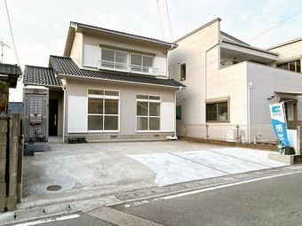 3LDK house in Tsukumi