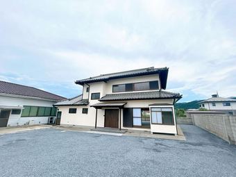6LDK+S house in Tomioka