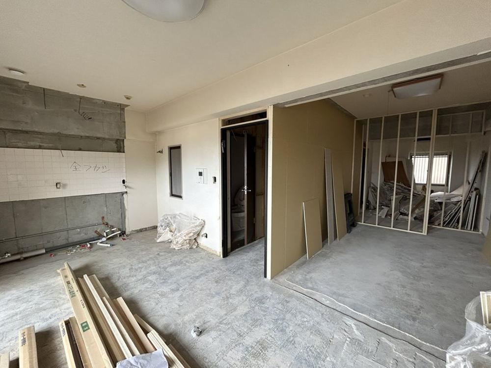 2LDK apartment in Nishi Ward, Hiroshima - Photo 1