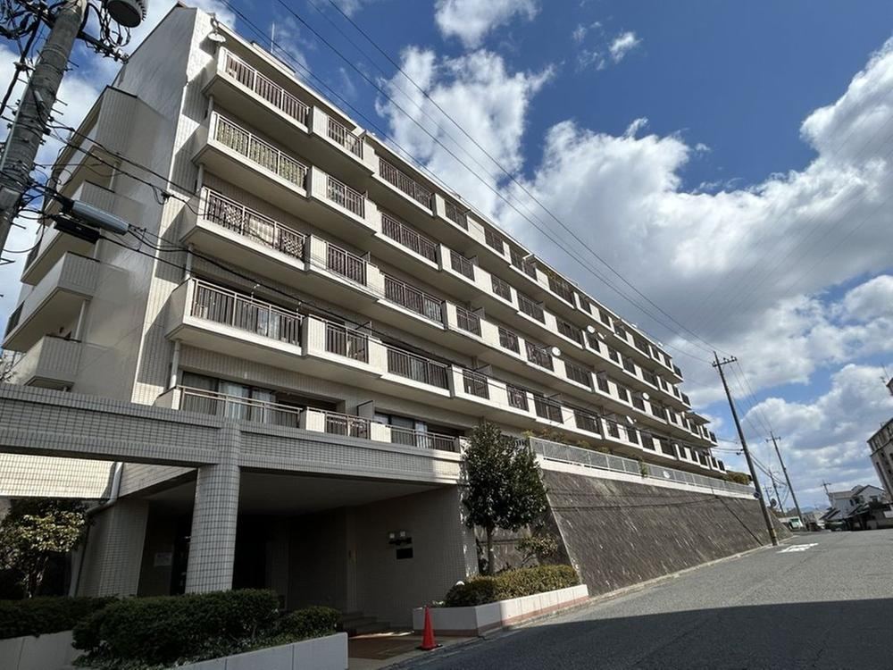 3LDK apartment in Nishi Ward, Hiroshima - Photo 1