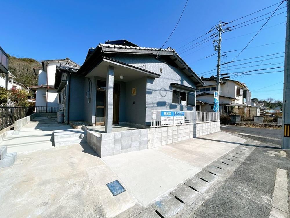 4LDK house in Ube, Yamaguchi - Photo 1