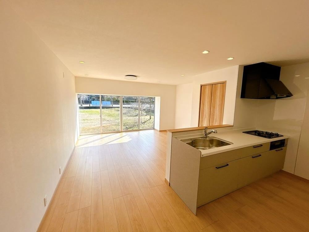 3LDK+S house in Imizu, Toyama - Photo 1