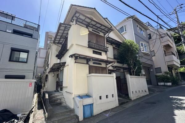 15DK house in Atami, Shizuoka - Photo 1
