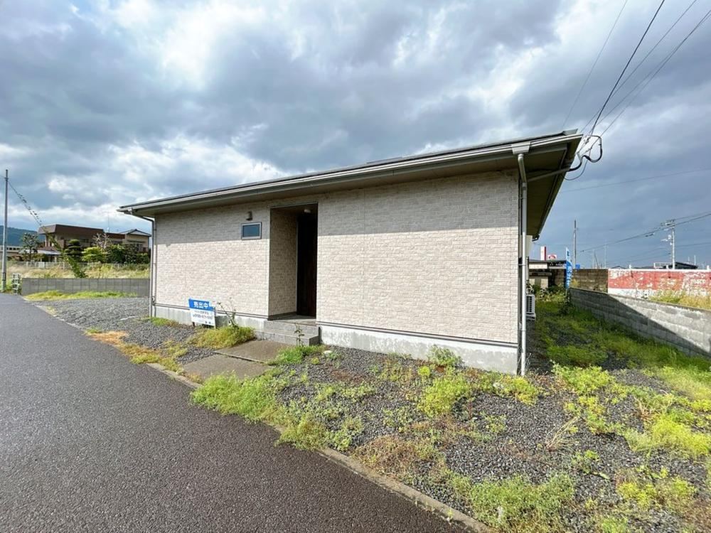2LDK+S house in Saijo, Ehime - Photo 1