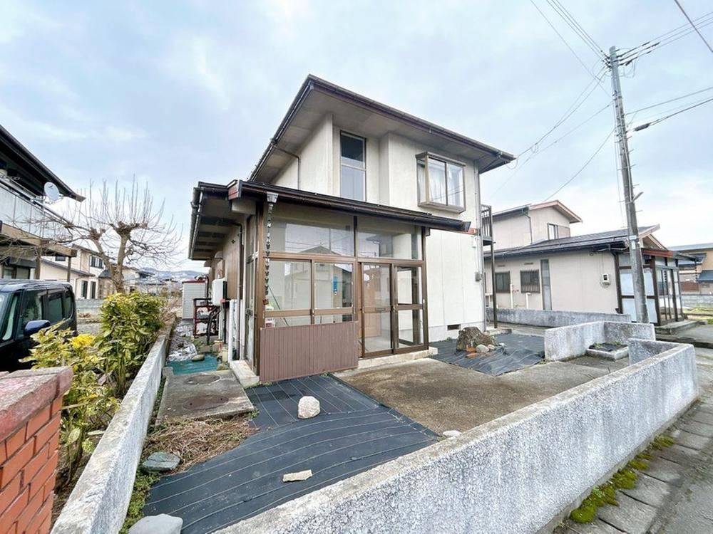 5LDK house in Nanyo, Yamagata - Photo 1