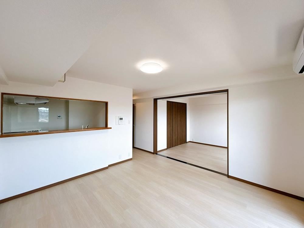 3LDK apartment in Shimonoseki, Yamaguchi - Photo 1