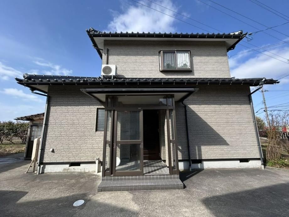 4LDK house in Tsubata, Kahoku District, Ishikawa - Photo 1