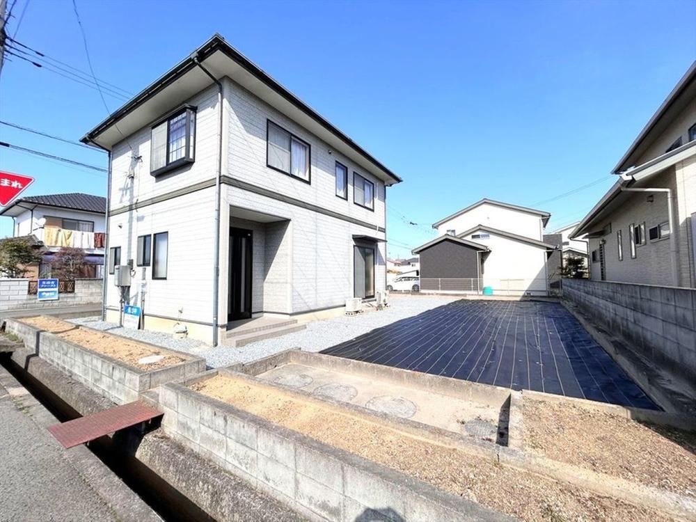 3DK house in Takamatsu, Kagawa - Photo 1