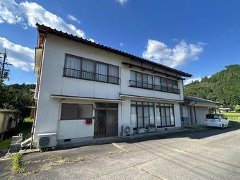 7DK house in Maniwa