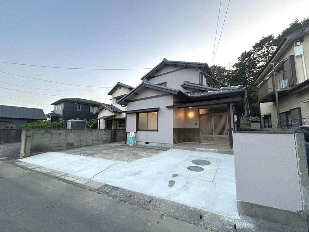 4LDK house in Ise, Mie - Photo 1