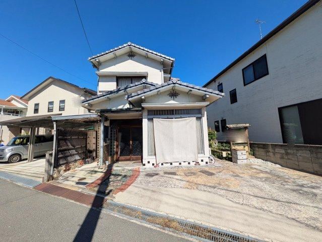 5DK house in Mihara, Hiroshima - Photo 1