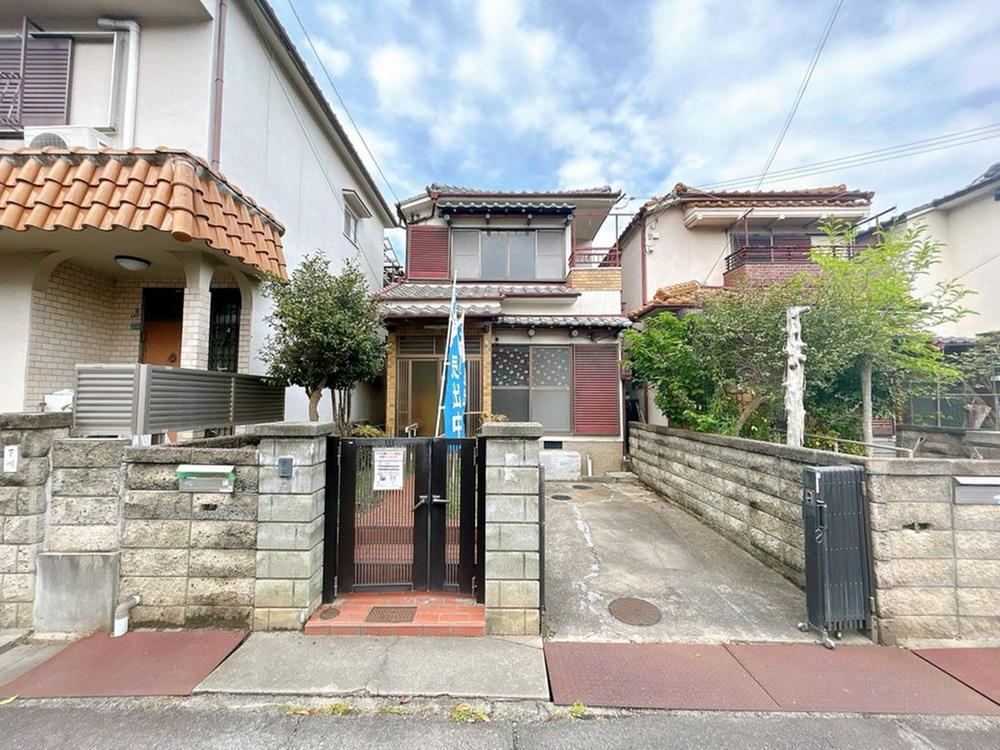 5DK house in Tarumi Ward, Kobe, Hyogo - Photo 1
