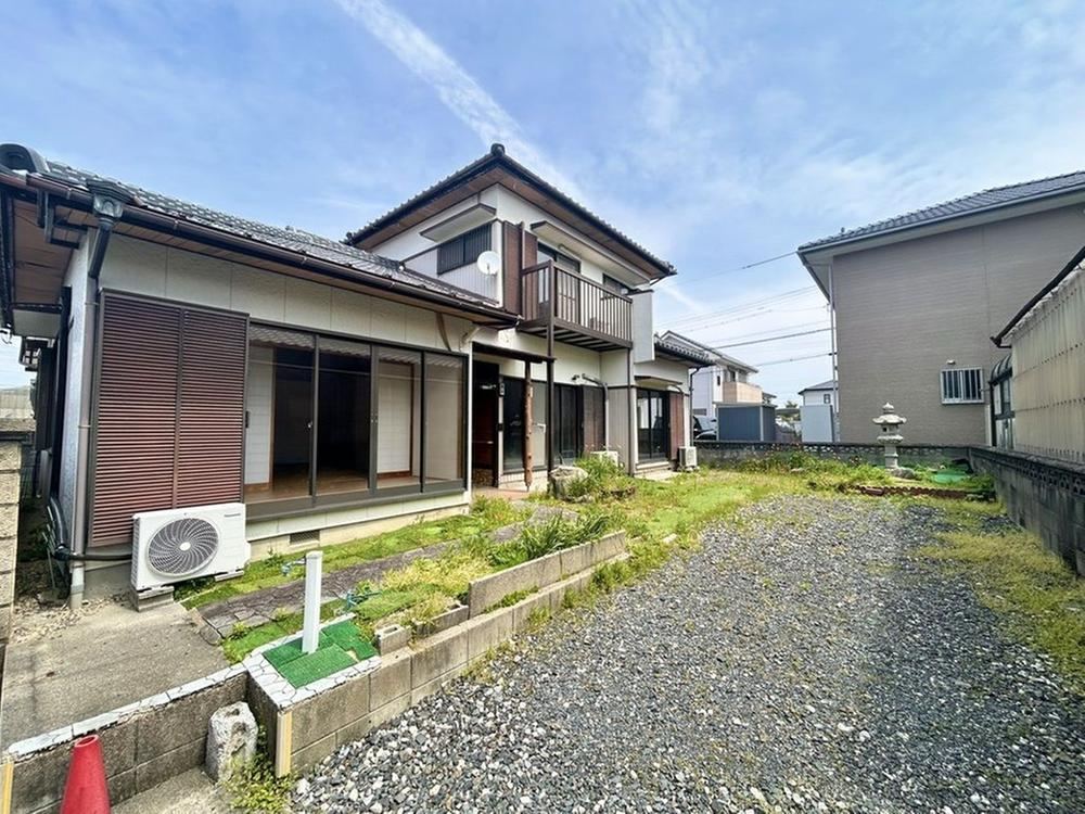 4LDK house in Suzuka, Mie - Photo 1