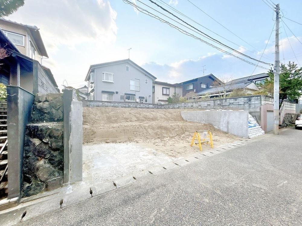 217 m² land in Nishi Ward, Niigata - Photo 1