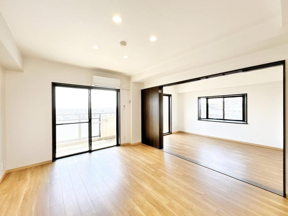 2LDK+S apartment in Nishi Ward, Niigata - Photo 1