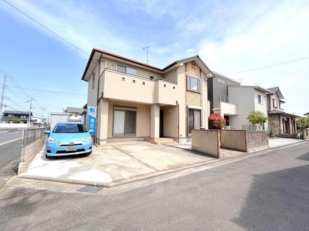4LDK house in Takamatsu, Kagawa - Photo 1
