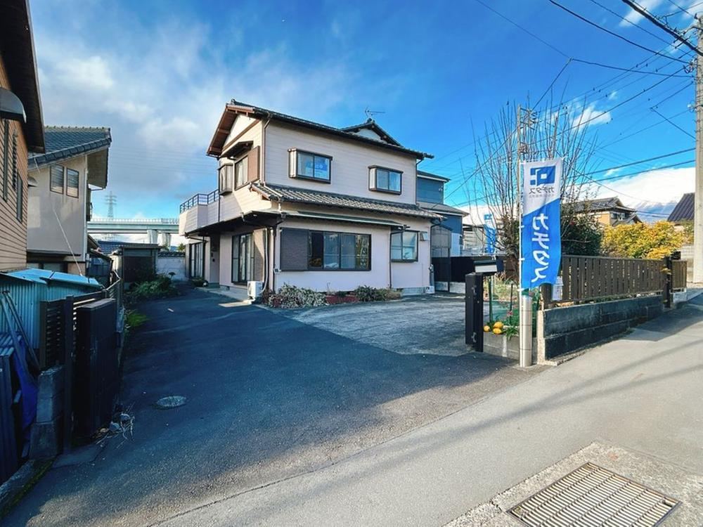 5LDK house in Fuji, Shizuoka - Photo 1
