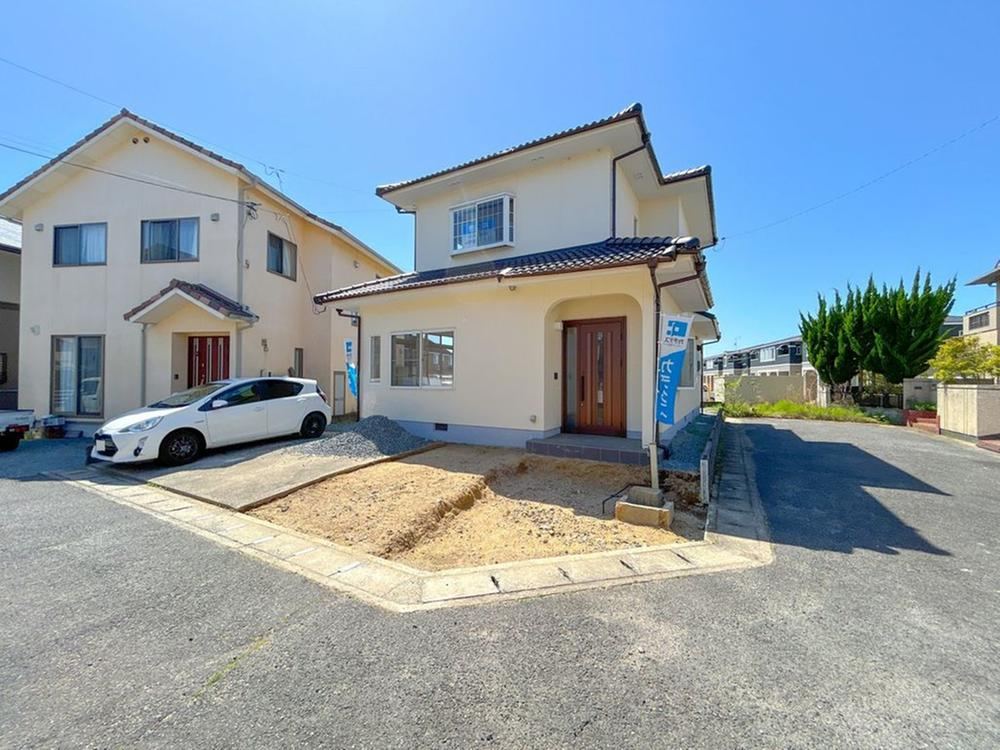 4LDK house in Higashi Ward, Okayama - Photo 1