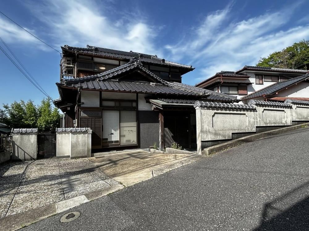 6DK house in Yahatahigashi Ward, Kitakyushu, Fukuoka - Photo 1