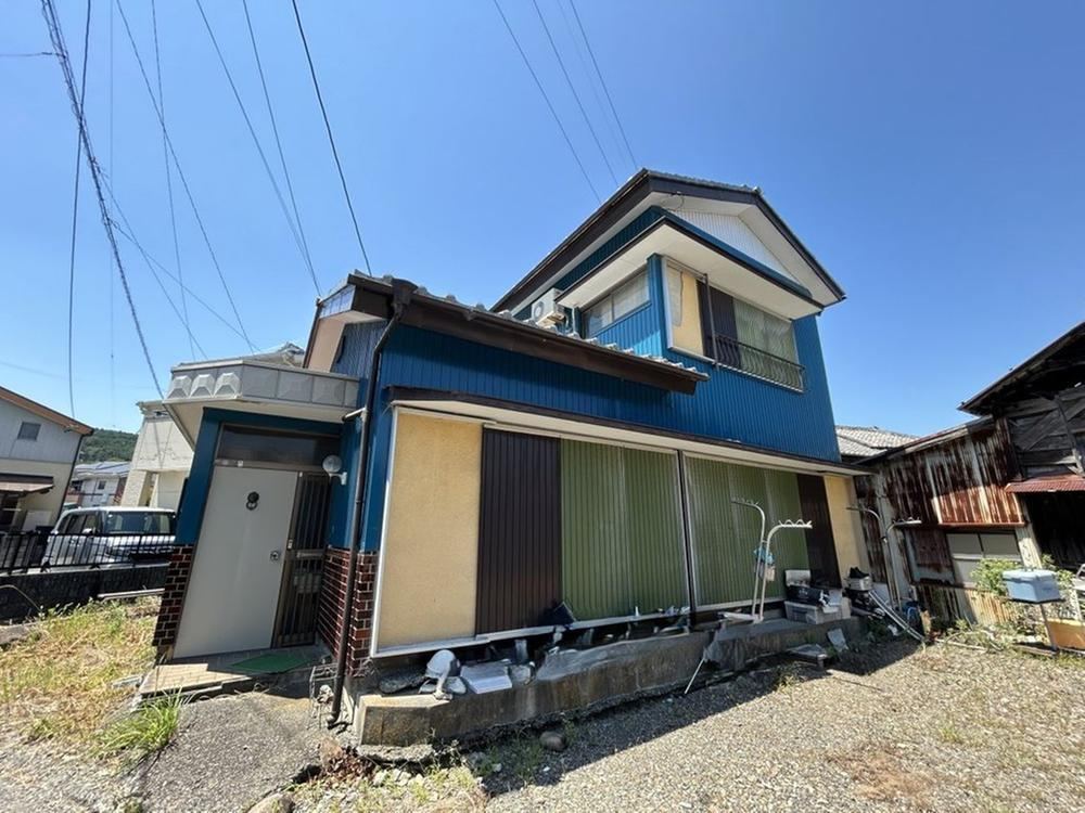 4LDK house in Shimada, Shizuoka - Photo 1