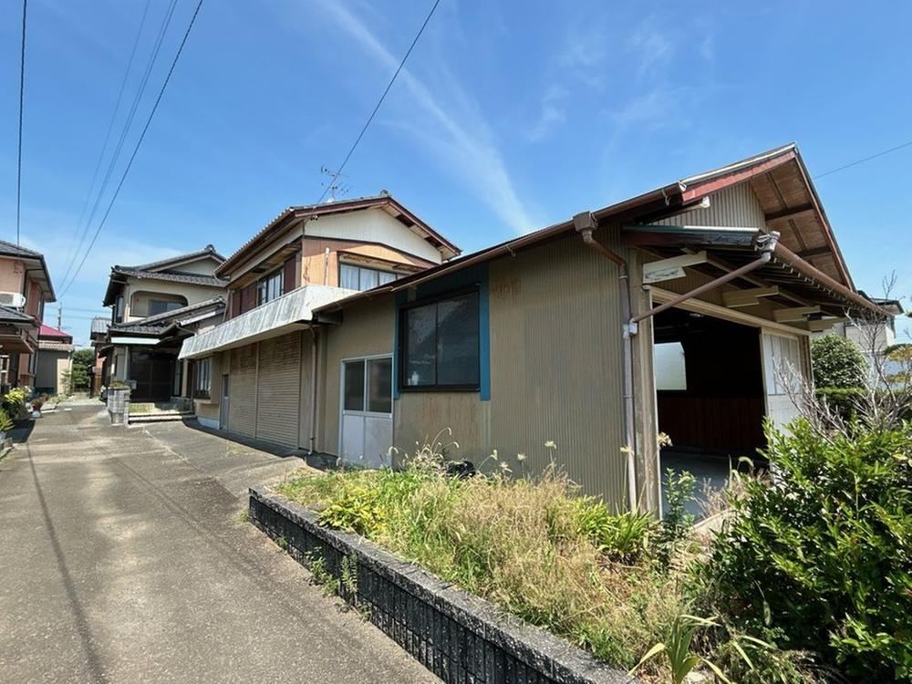 9LDK house in Yoshida, Haibara District, Shizuoka - Photo 1