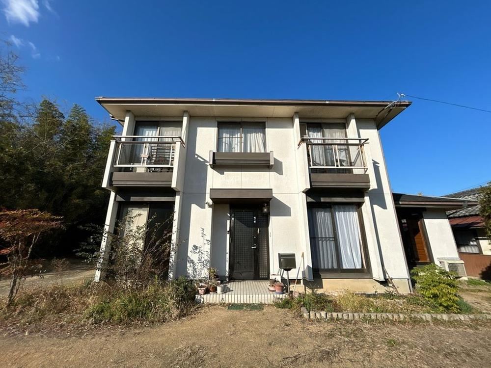 5LDK house in Takamatsu, Kagawa - Photo 1