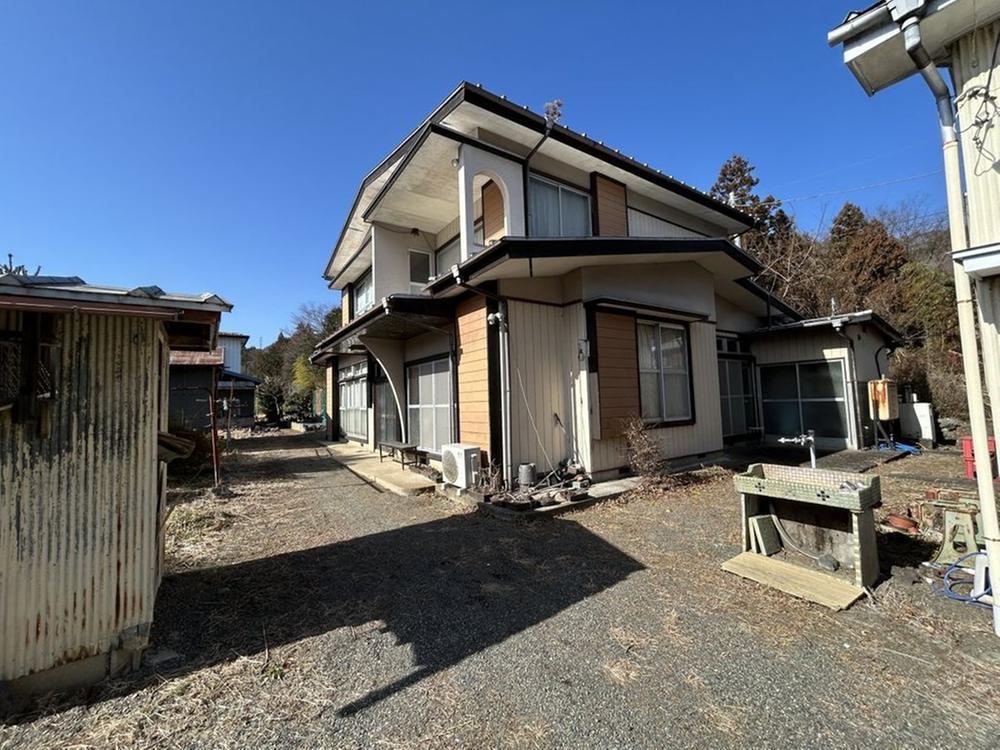 8DK house in Tsuru, Yamanashi - Photo 1