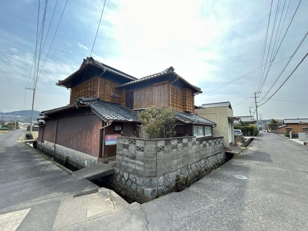8DK+S house in Sanuki, Kagawa - Photo 1