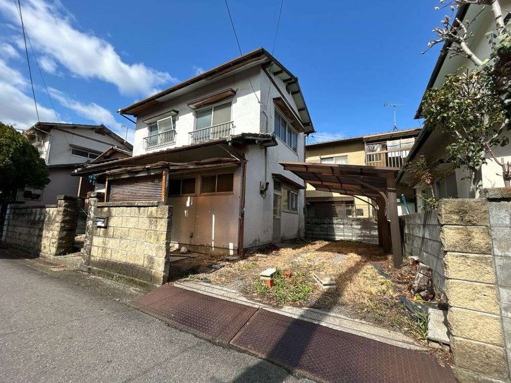 4DK house in Takamatsu, Kagawa - Photo 1