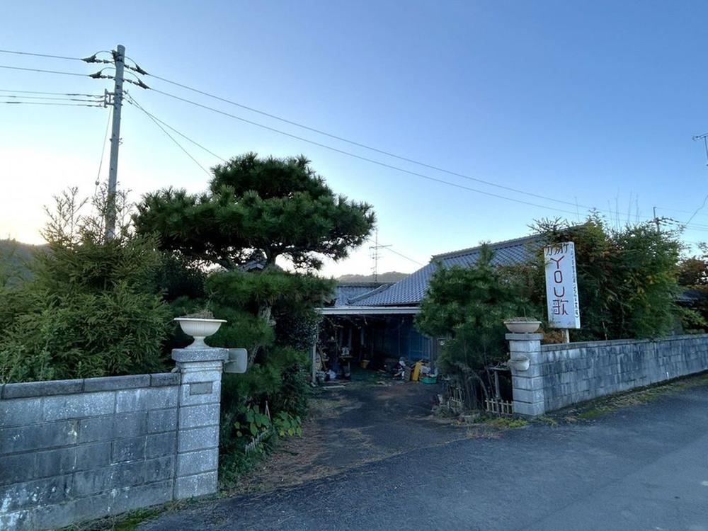 5DK+S house in Shikokuchuo, Ehime - Photo 1