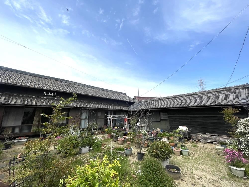 7DK+S house in Taketoyo, Chita District, Aichi - Photo 1