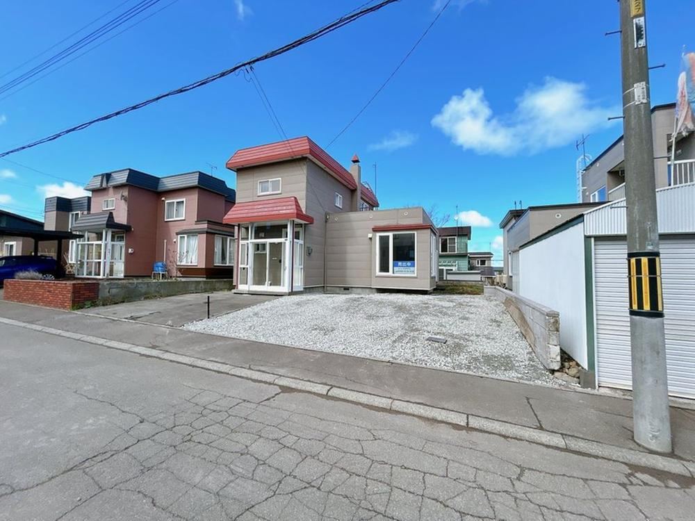 3LDK house in Teine Ward, Sapporo, Hokkaido - Photo 1