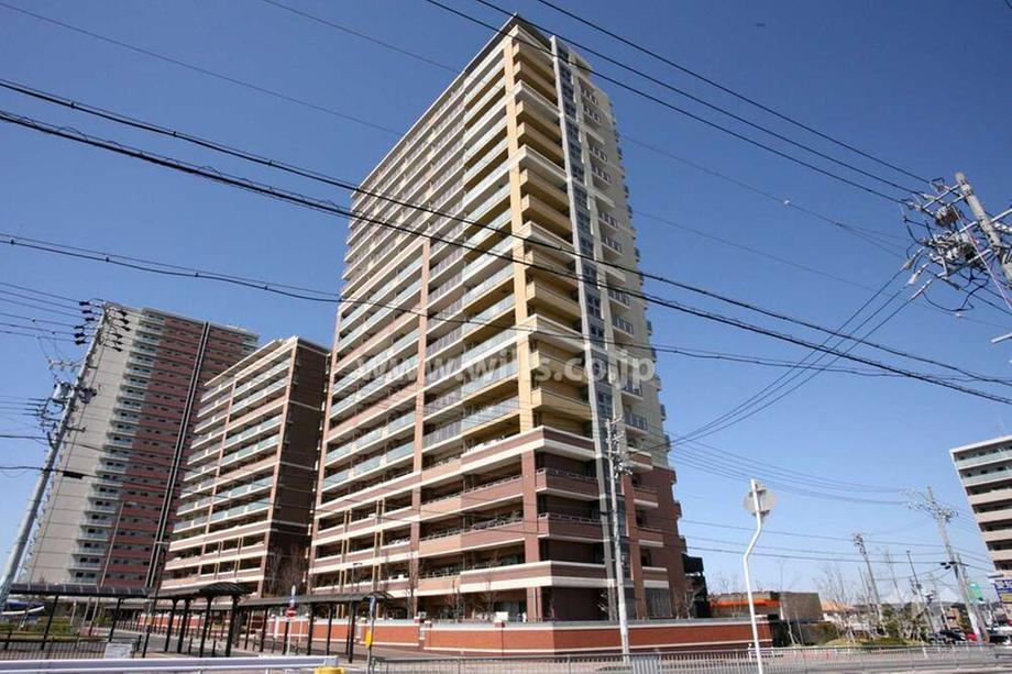 2LDK apartment in Nisshin, Aichi - Photo 1