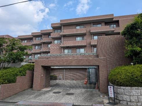 3LDK apartment in Showa Ward, Nagoya, Aichi - Photo 1