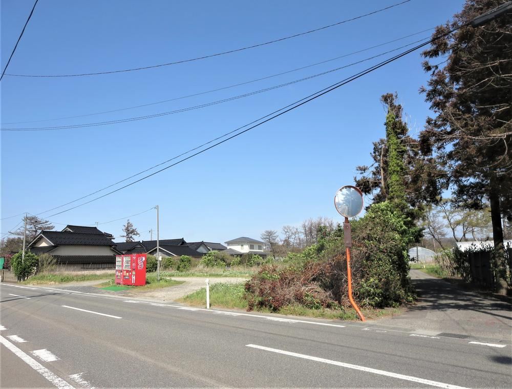 732 m² land in Tsuruoka, Yamagata - Photo 1