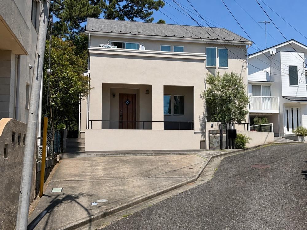 3LDK+2S house in Fujisawa, Kanagawa - Photo 1