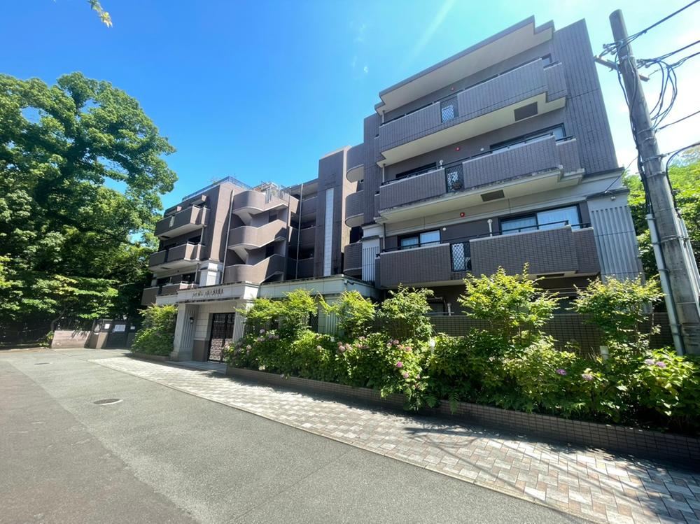 2LDK apartment in Chuo Ward, Fukuoka - Photo 1