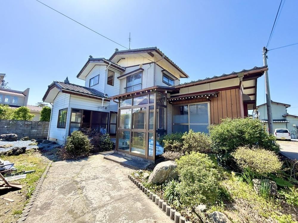 4LDK house in Murakami, Niigata - Photo 1