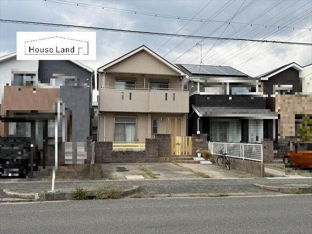 4LDK house in Kanie, Ama District, Aichi - Photo 1
