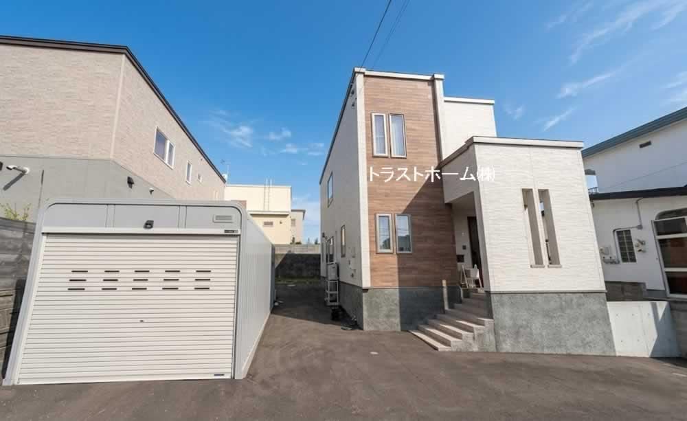 3LDK+S house in Toyohira Ward, Sapporo, Hokkaido - Photo 1