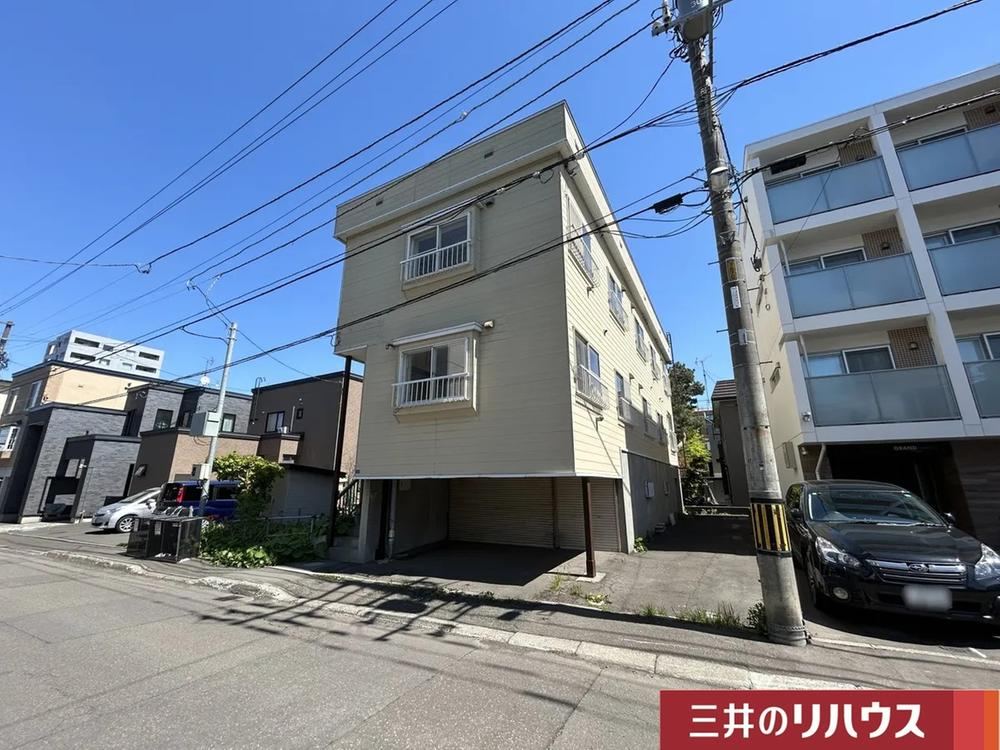 165 m² land in Nishi Ward, Sapporo, Hokkaido - Photo 1