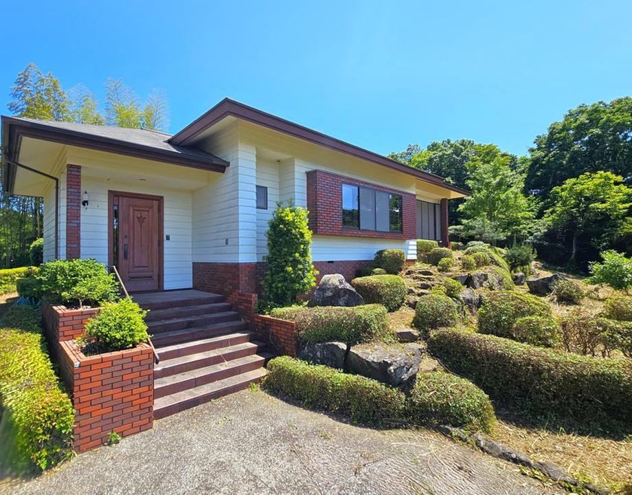 3LDK house in Ito, Shizuoka - Photo 1