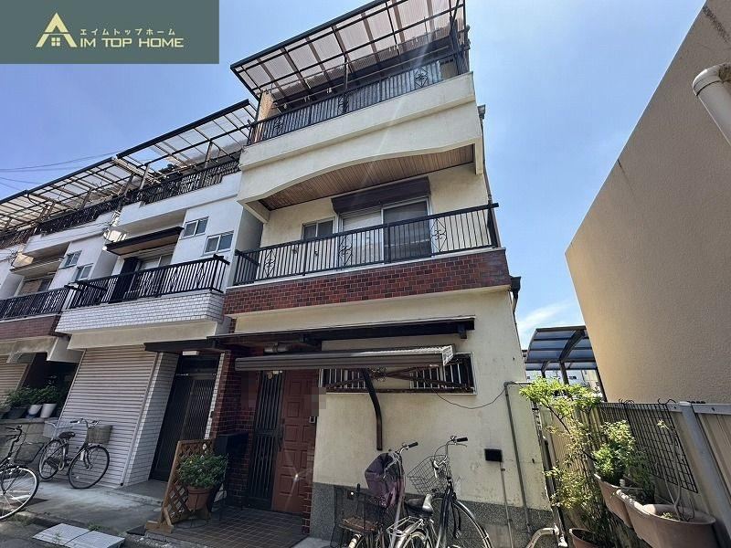 4LDK house in Higashiosaka, Osaka - Photo 1